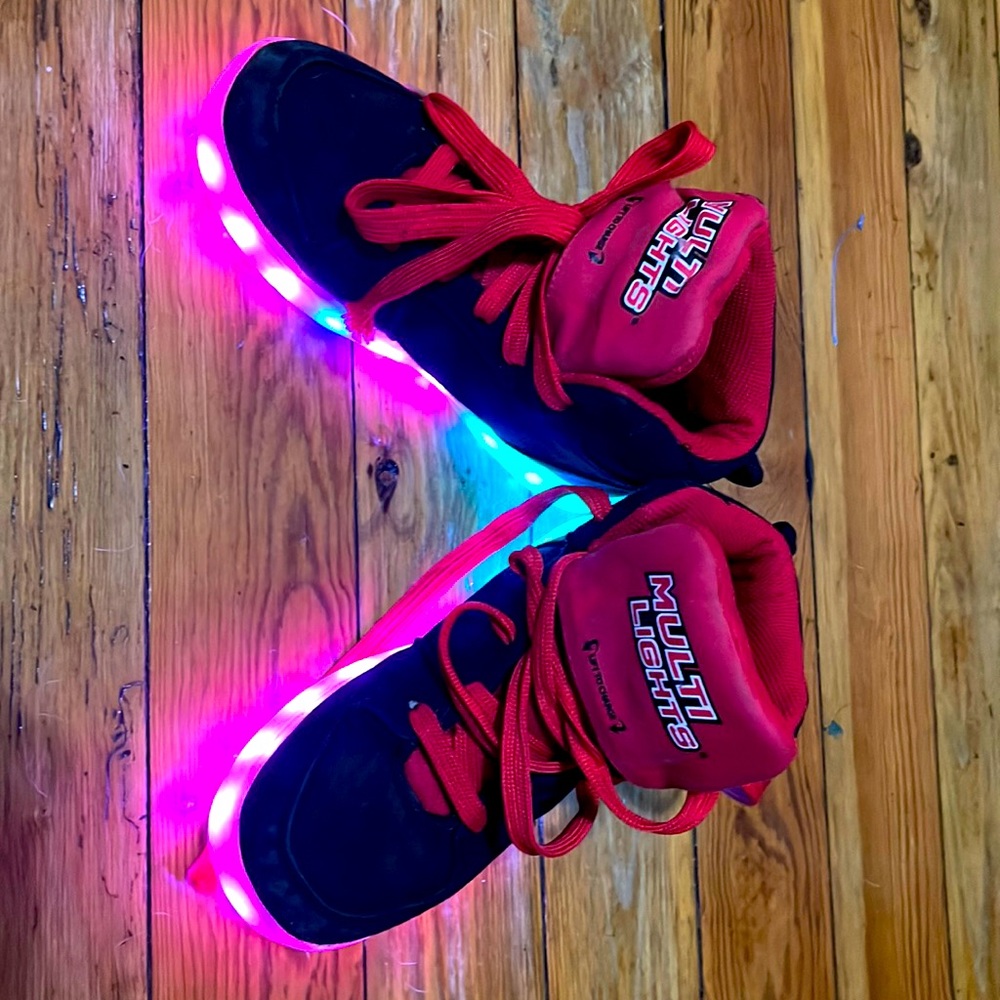 Multi lights sneakers